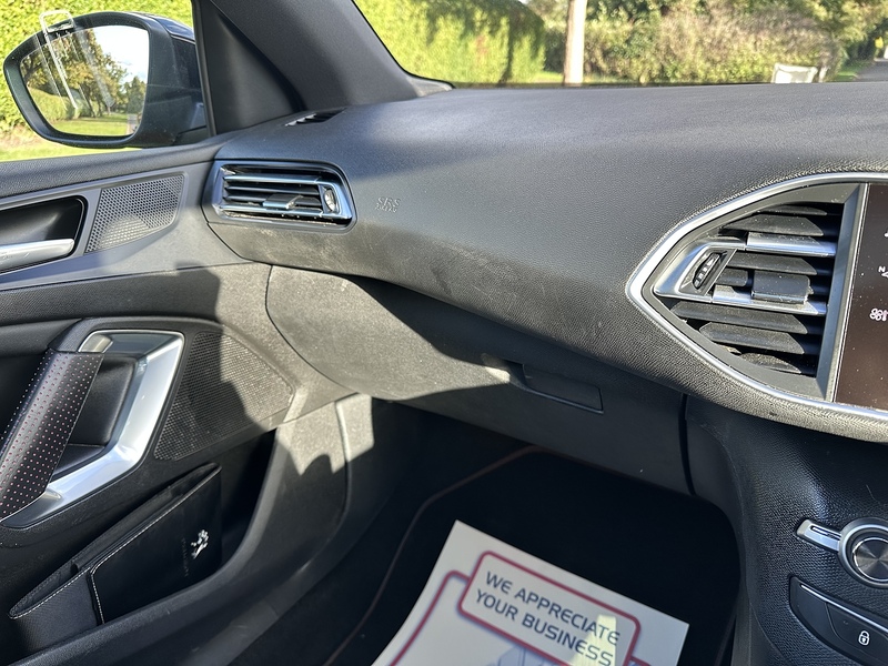 Peugeot PureTech GT Line Estate 1.2 Manual Petrol