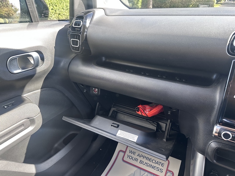 Citroen PureTech Shine SUV 1.2 Automatic Petrol