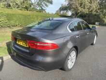 Jaguar XE d SE 