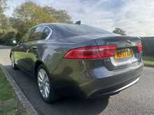 Jaguar XE d SE 