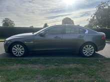 Jaguar XE d SE 
