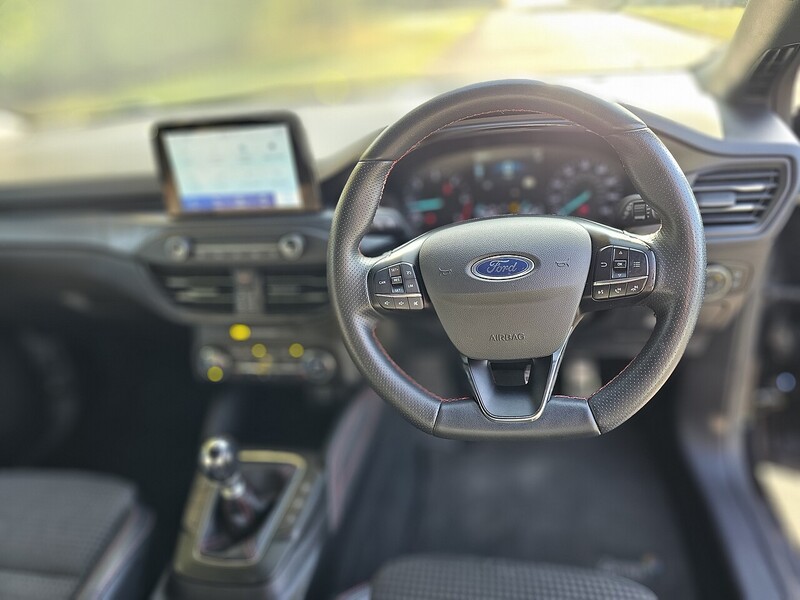 Ford EcoBlue ST-Line X Estate 1.5 Manual Diesel