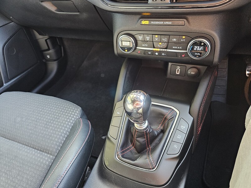 Ford EcoBlue ST-Line X Estate 1.5 Manual Diesel