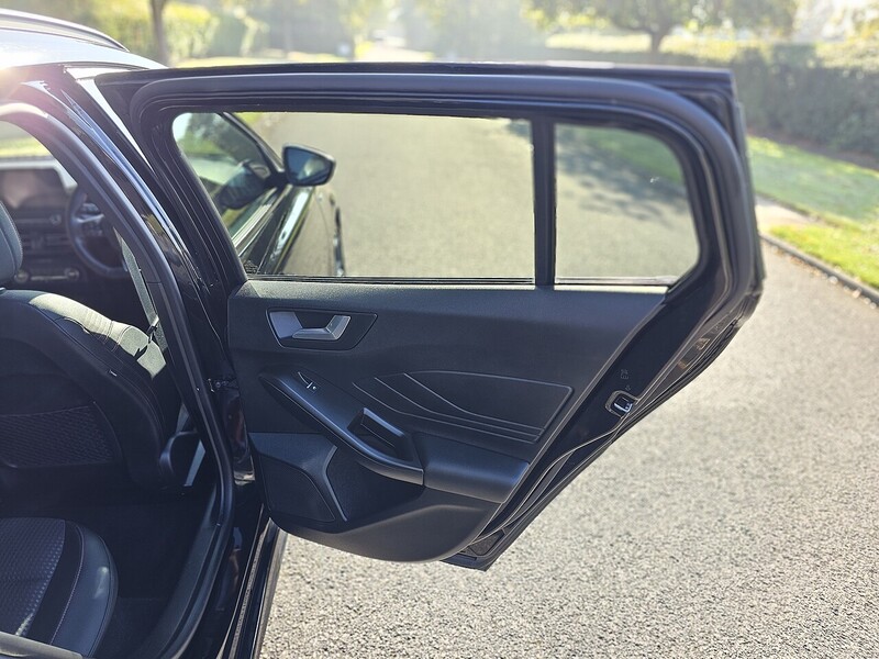 Ford EcoBlue ST-Line X Estate 1.5 Manual Diesel