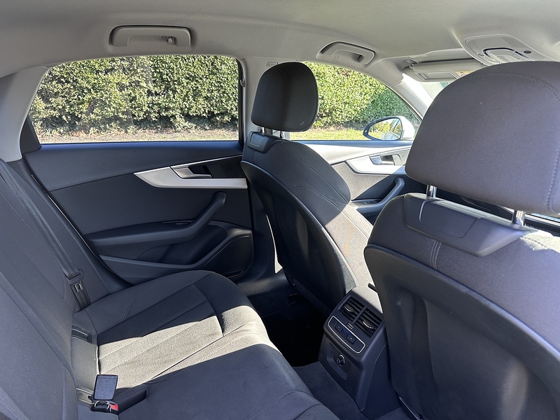 Audi TFSI Sport Saloon 1.4 Manual Petrol