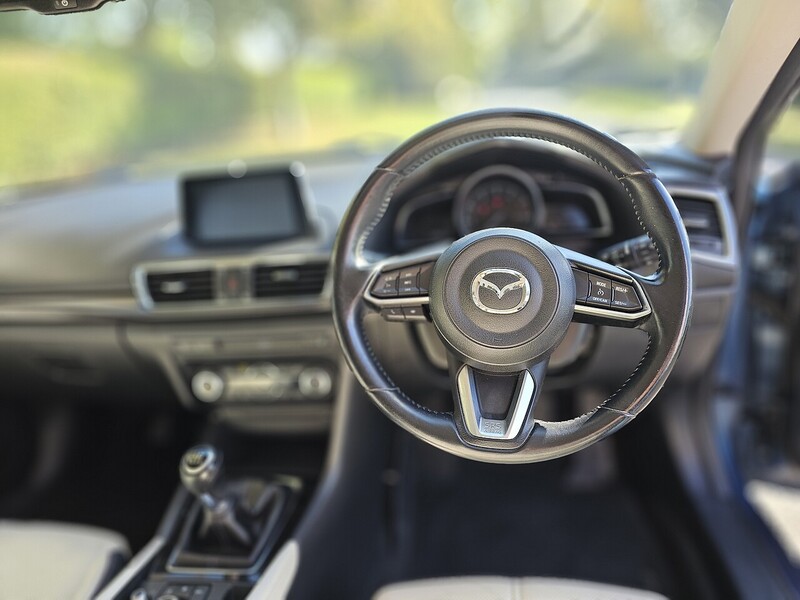 Mazda SKYACTIV-G Sport Nav Hatchback 2.0 Manual Petrol