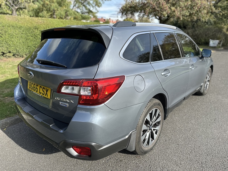 Subaru 2.0D SE Premium Estate 5dr Diesel Lineartronic 4WD Euro 6 (150 ps)