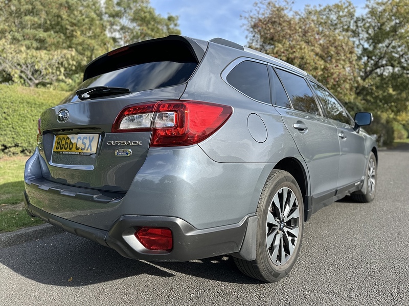 Subaru 2.0D SE Premium Estate 5dr Diesel Lineartronic 4WD Euro 6 (150 ps)