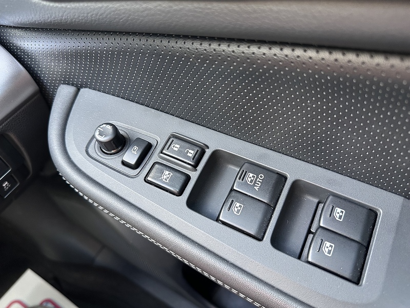 Subaru 2.0D SE Premium Estate 5dr Diesel Lineartronic 4WD Euro 6 (150 ps)