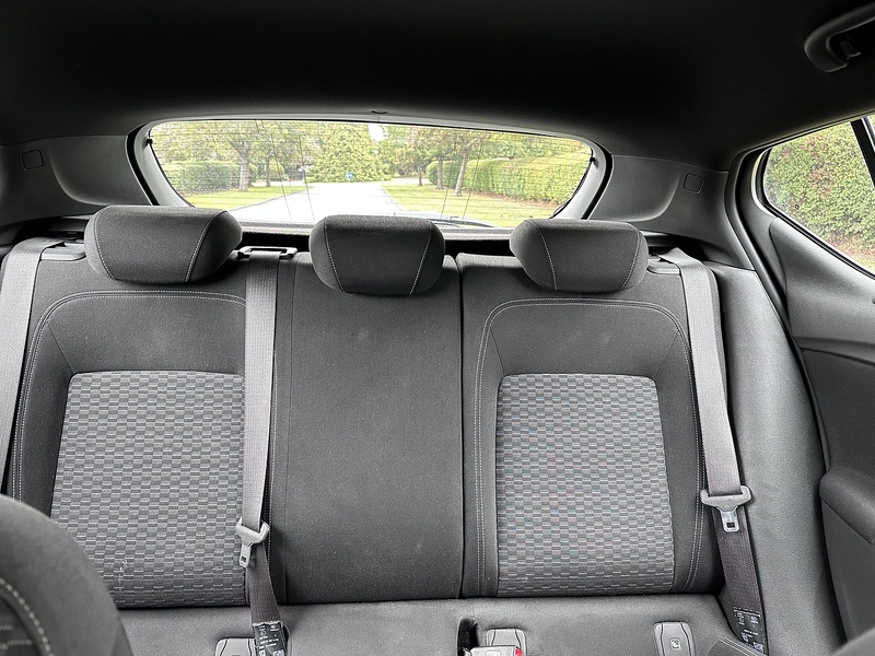 Vauxhall i SRi Hatchback 1.4 Manual Petrol