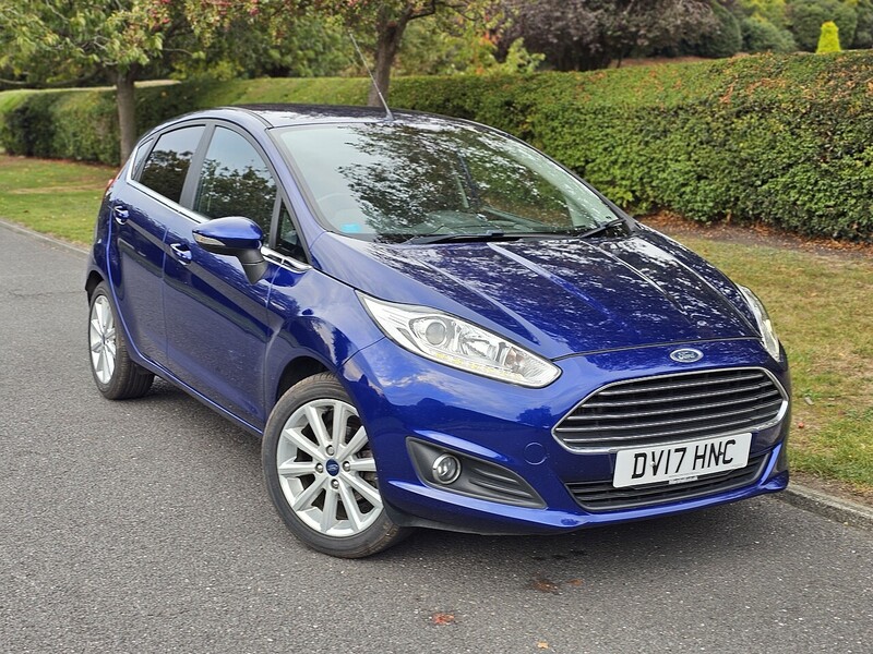 Ford T EcoBoost Titanium Hatchback 1.0 Manual Petrol