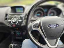Ford Fiesta T EcoBoost Titanium 