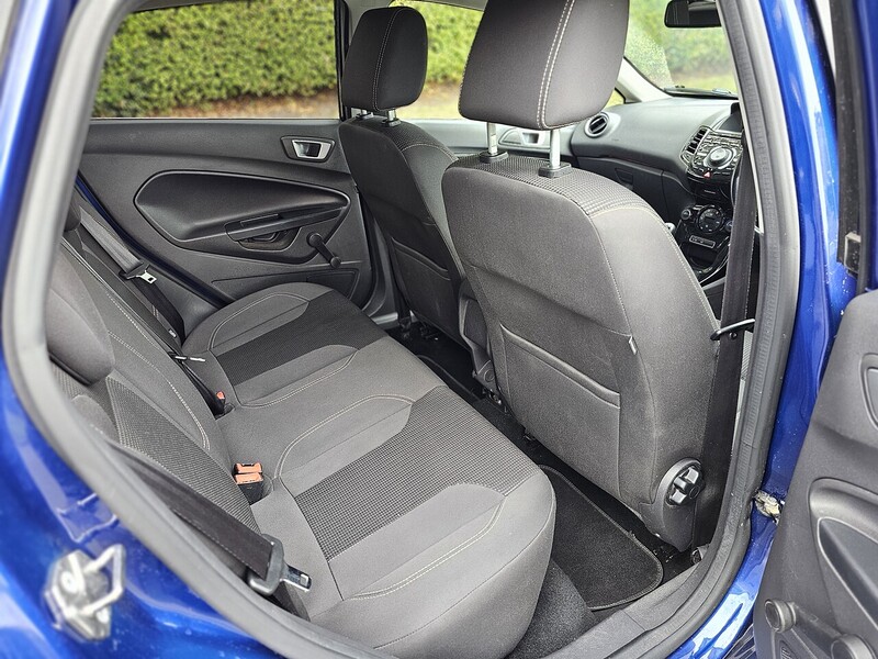 Ford T EcoBoost Titanium Hatchback 1.0 Manual Petrol