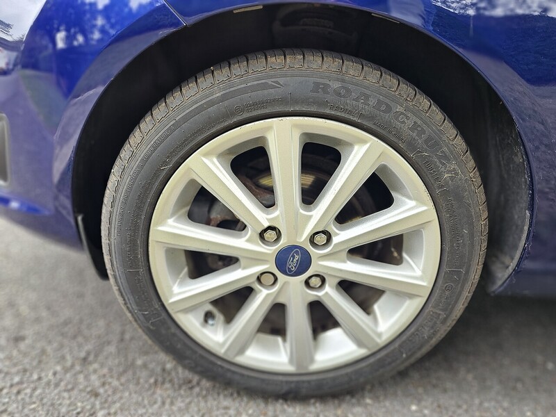 Ford T EcoBoost Titanium Hatchback 1.0 Manual Petrol