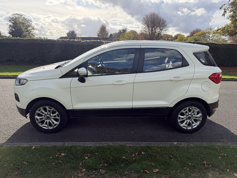 Ford 1.5 Zetec SUV 5dr Petrol Manual 2WD Euro 5 (112 ps)