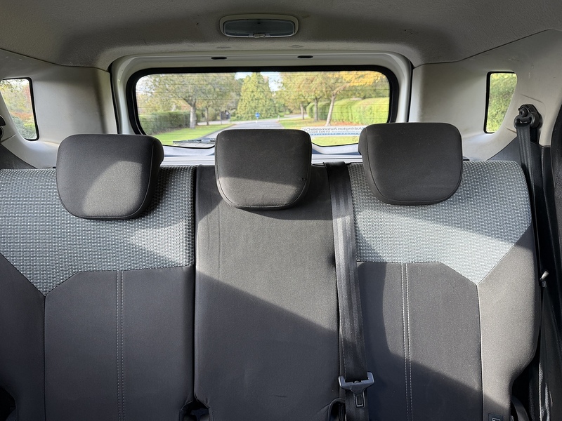 Ford 1.5 Zetec SUV 5dr Petrol Manual 2WD Euro 5 (112 ps)