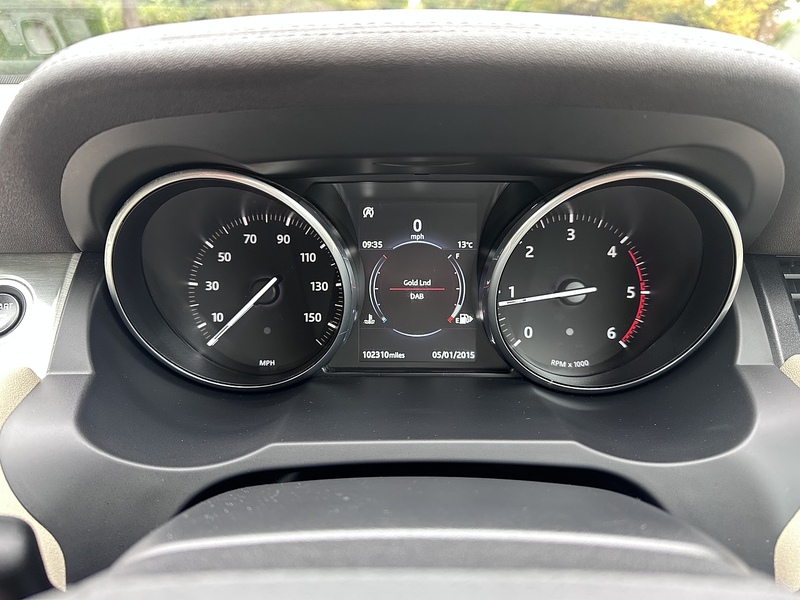 Land Rover eD4 SE SUV 2.0 Manual Diesel