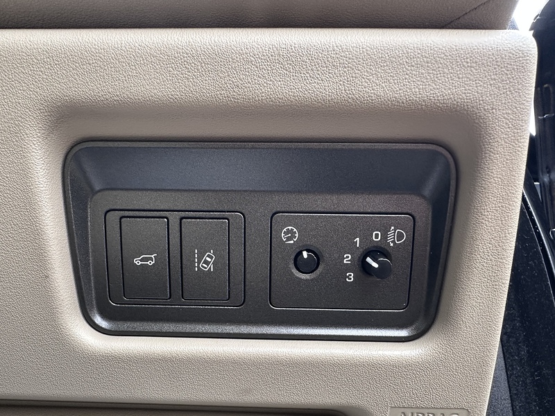 Land Rover eD4 SE SUV 2.0 Manual Diesel