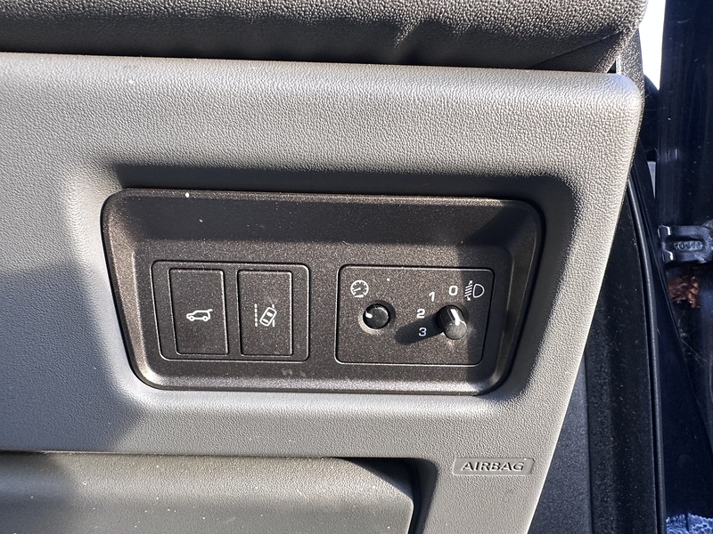 Land Rover TD4 SE SUV 2.0 Manual Diesel