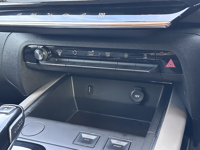 Citroen PureTech Flair SUV 1.6 Automatic Petrol