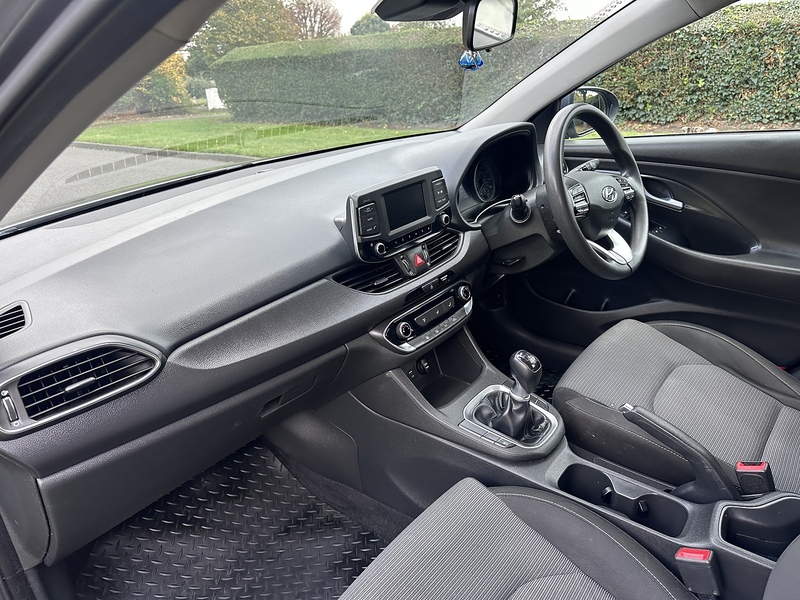 Hyundai T-GDi Blue Drive S Hatchback 1.0 Manual Petrol