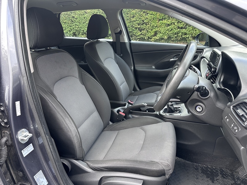 Hyundai T-GDi Blue Drive S Hatchback 1.0 Manual Petrol