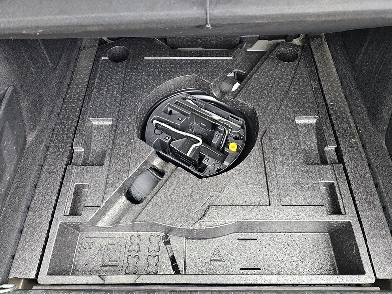 Peugeot PureTech Allure Estate 1.2 Manual Petrol