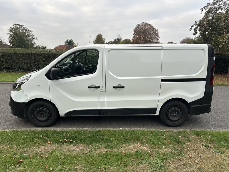 Renault dCi ENERGY 28 Business Panel Van 2.0 Manual Diesel