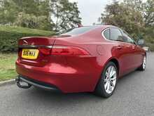 Jaguar XF d Portfolio 