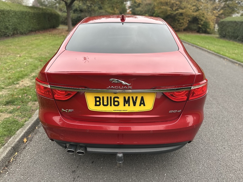 Jaguar d Portfolio Saloon 2.0 Automatic Diesel