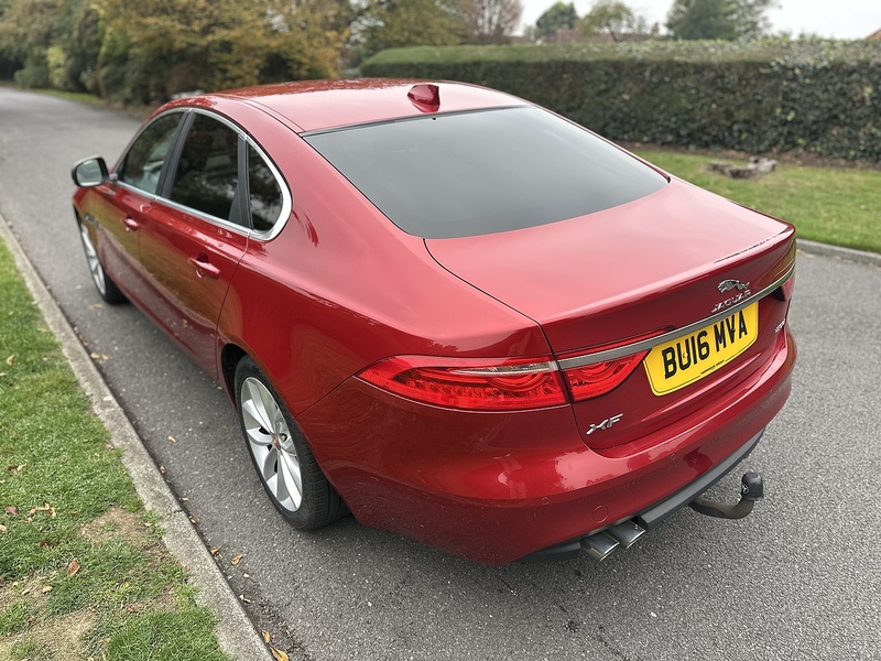 Jaguar d Portfolio Saloon 2.0 Automatic Diesel