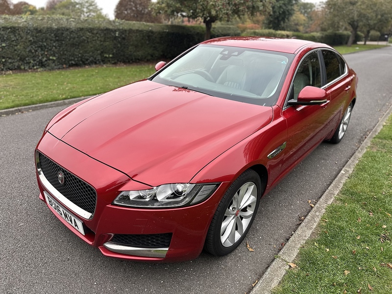 Jaguar d Portfolio Saloon 2.0 Automatic Diesel