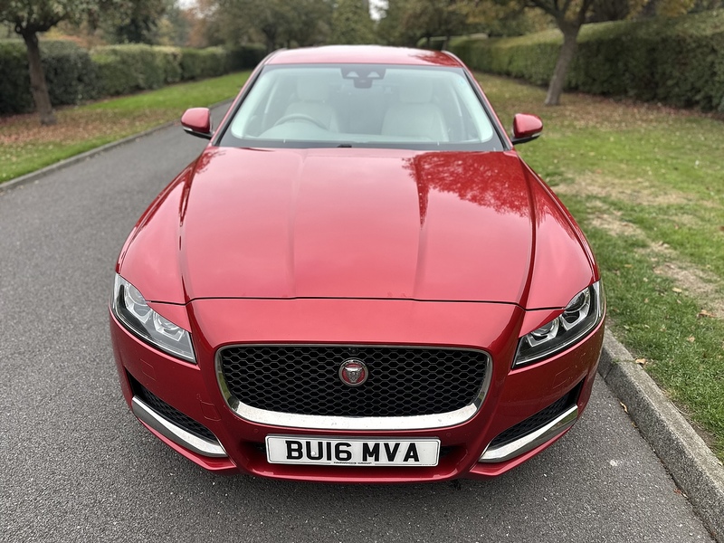 Jaguar d Portfolio Saloon 2.0 Automatic Diesel