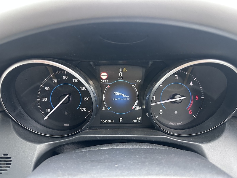 Jaguar d Portfolio Saloon 2.0 Automatic Diesel