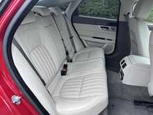 Jaguar XF d Portfolio 