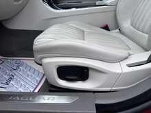 Jaguar XF d Portfolio 