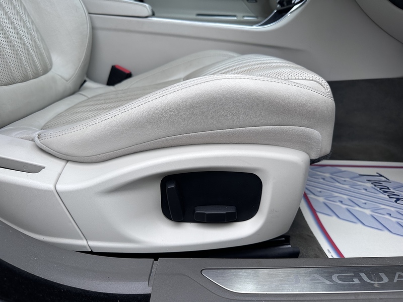 Jaguar d Portfolio Saloon 2.0 Automatic Diesel