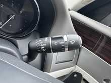 Jaguar XF d Portfolio 