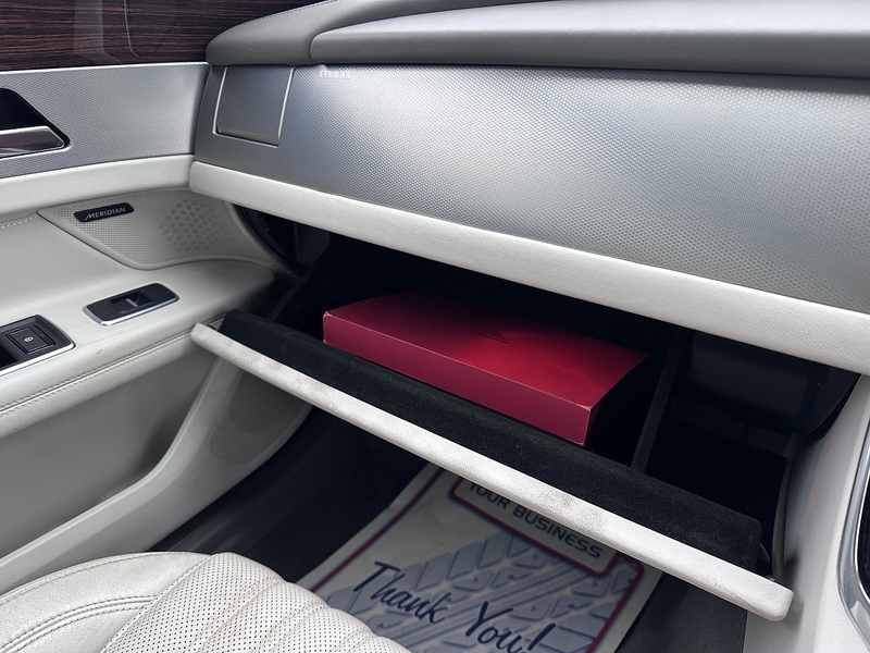 Jaguar d Portfolio Saloon 2.0 Automatic Diesel