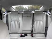 Jaguar XF d Portfolio 