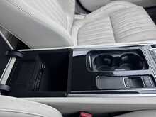 Jaguar XF d Portfolio 