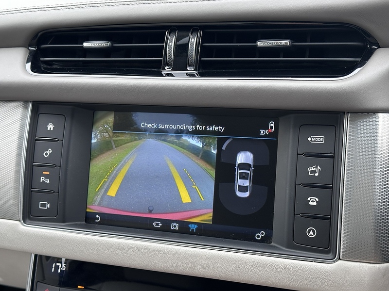 Jaguar d Portfolio Saloon 2.0 Automatic Diesel