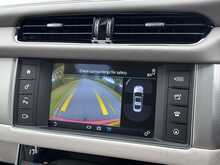 Jaguar XF d Portfolio 