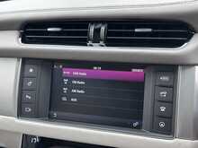 Jaguar XF d Portfolio 