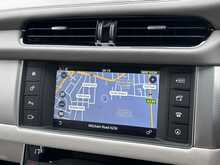 Jaguar XF d Portfolio 