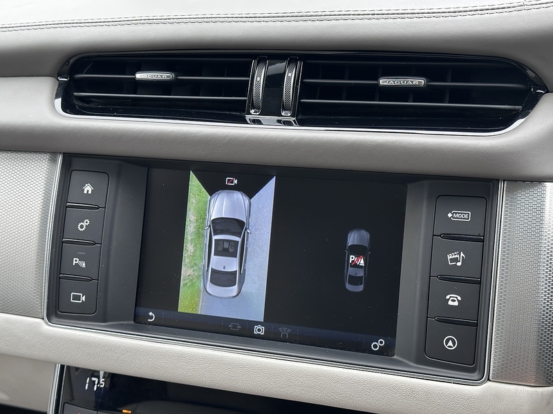 Jaguar d Portfolio Saloon 2.0 Automatic Diesel