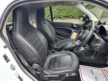 Smart fortwo T Edition White 