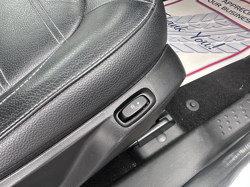 Smart T Edition White Coupe 0.9 Manual Petrol