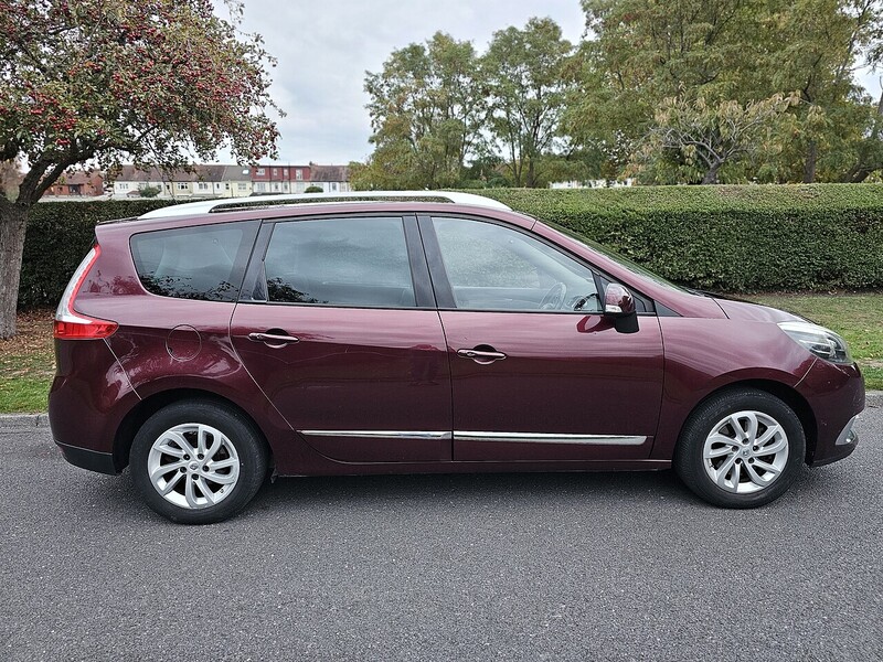 Renault 1.5 dCi Dynamique Nav MPV 5dr Diesel Manual Euro 6 (s/s) (110 ps)