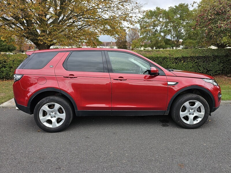 Land Rover TD4 HSE SUV 2.0 Manual Diesel